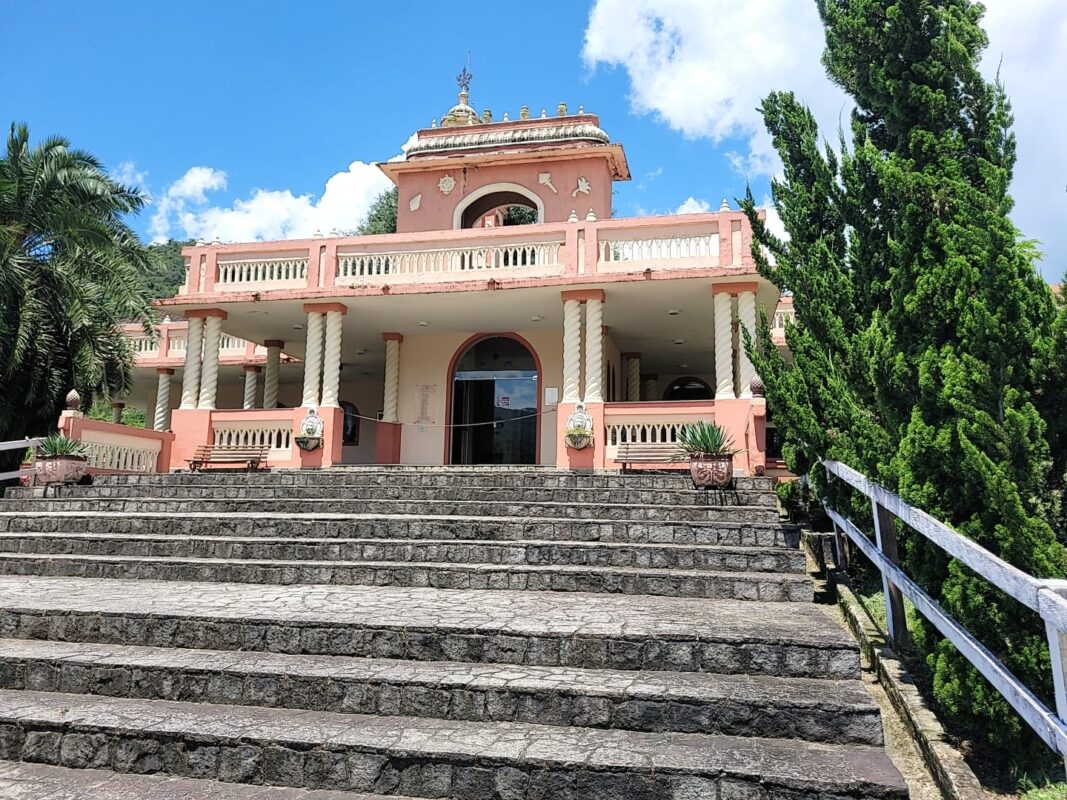 Fazenda Nova Gokula - A maior comunidade Hare Krishna da América